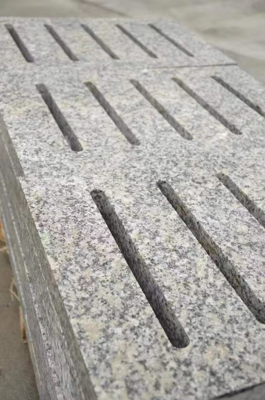 那曲芙蓉白水沟盖板